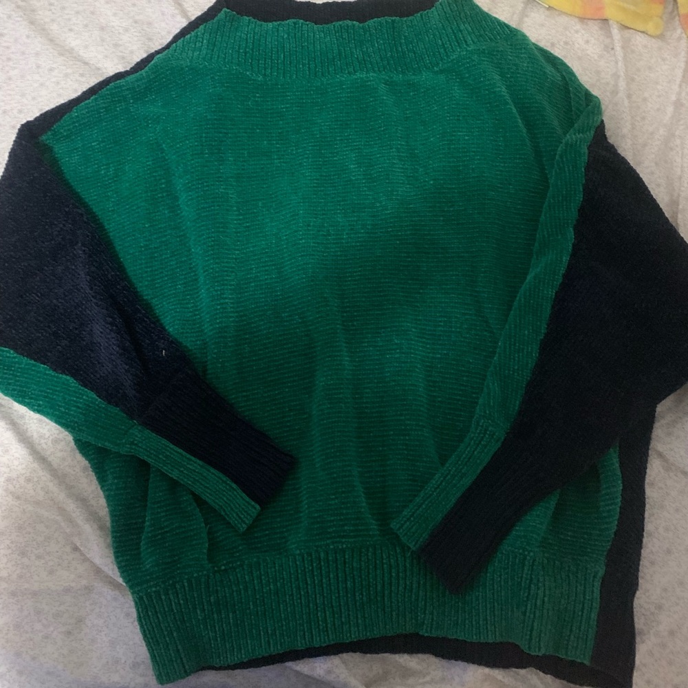 Large Umgee green / blue bat winged sweater